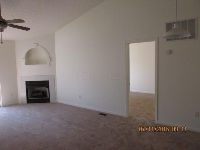 554 Stable Street Pataskala, OH 43062 - Photo 3 of 12
