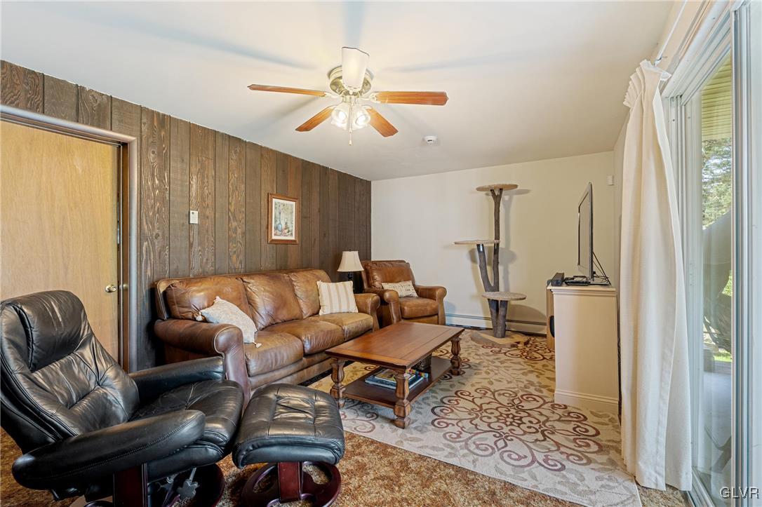 1821 Minesite Road Allentown, PA 18103 - Photo 28 of 48 Family Room