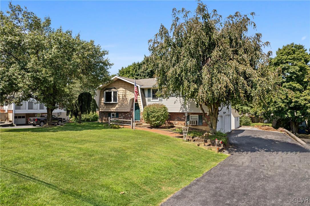 1821 Minesite Road Allentown, PA 18103 - Photo 4 of 48 Gallery Image 4
