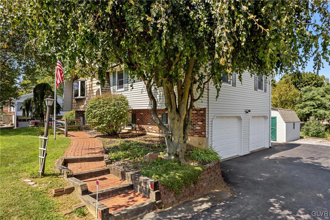 1821 Minesite Road Allentown, PA 18103 - Photo 5 of 48 Gallery Image 5