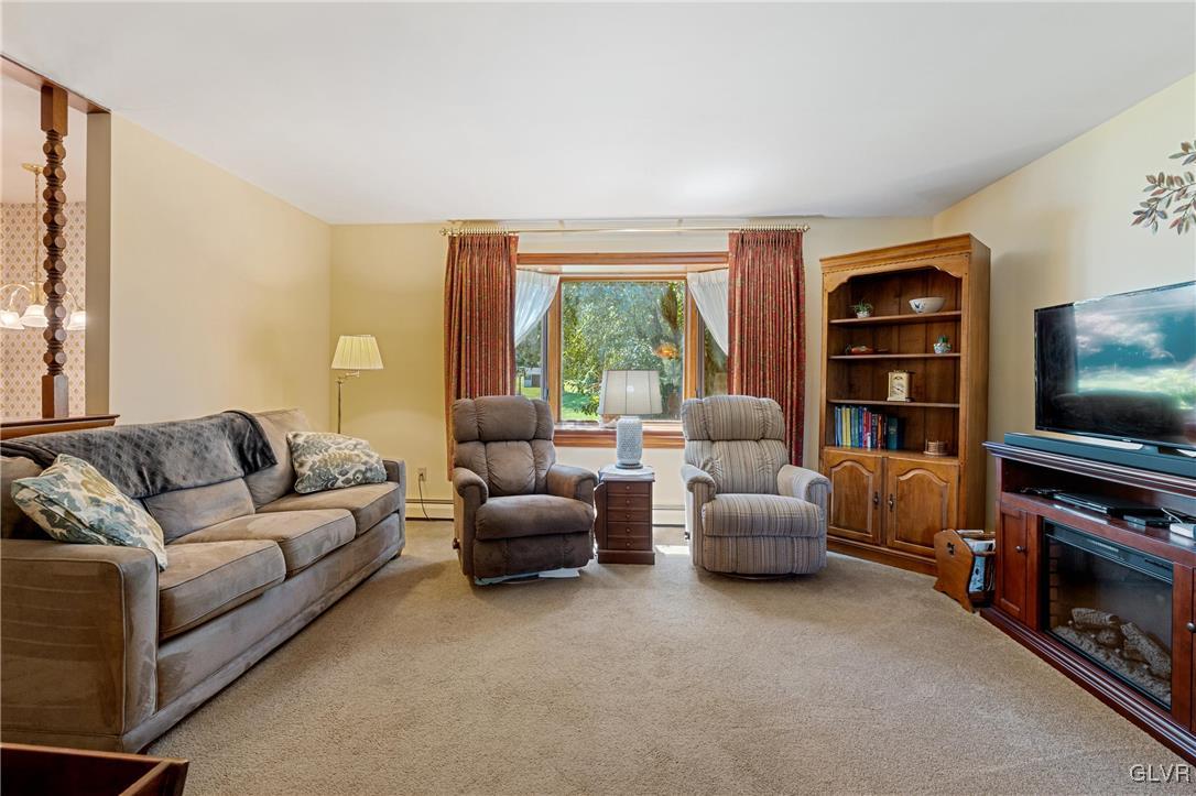 1821 Minesite Road Allentown, PA 18103 - Photo 9 of 48 Gallery Image 9