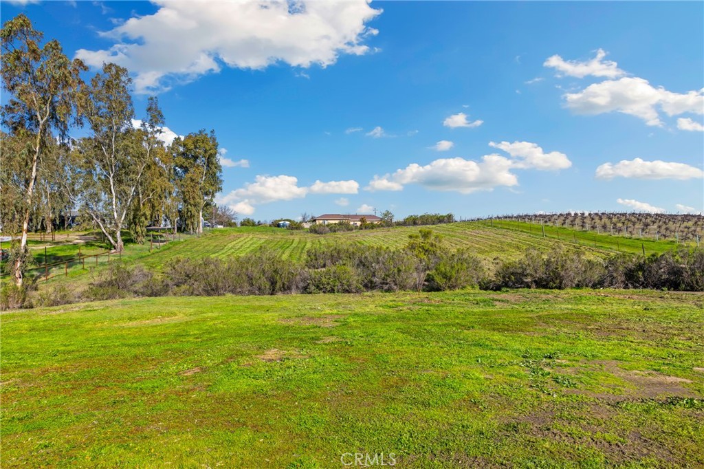 6980 Cabernet Place Paso Robles, CA 93446 - Photo 25 of 30 a view of a field with an ocean