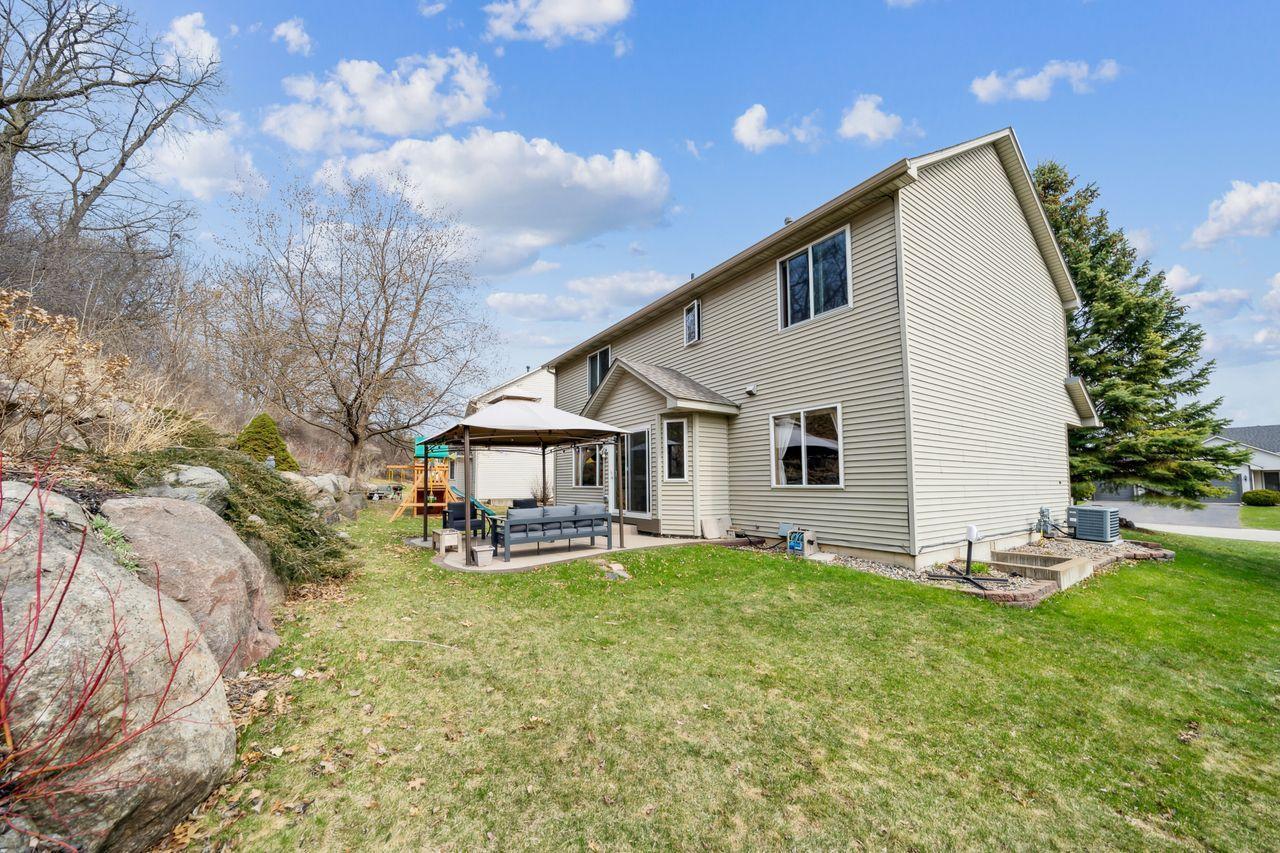 688 Falcon Ridge Road Woodbury, MN 55125 - Photo 29 of 36 Gallery Image 29