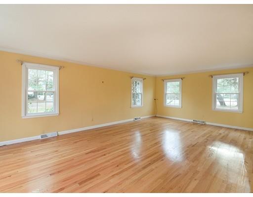 97 Blueberry Hill Road Longmeadow, MA 01106 - Photo 4 of 30 Gallery Image 4