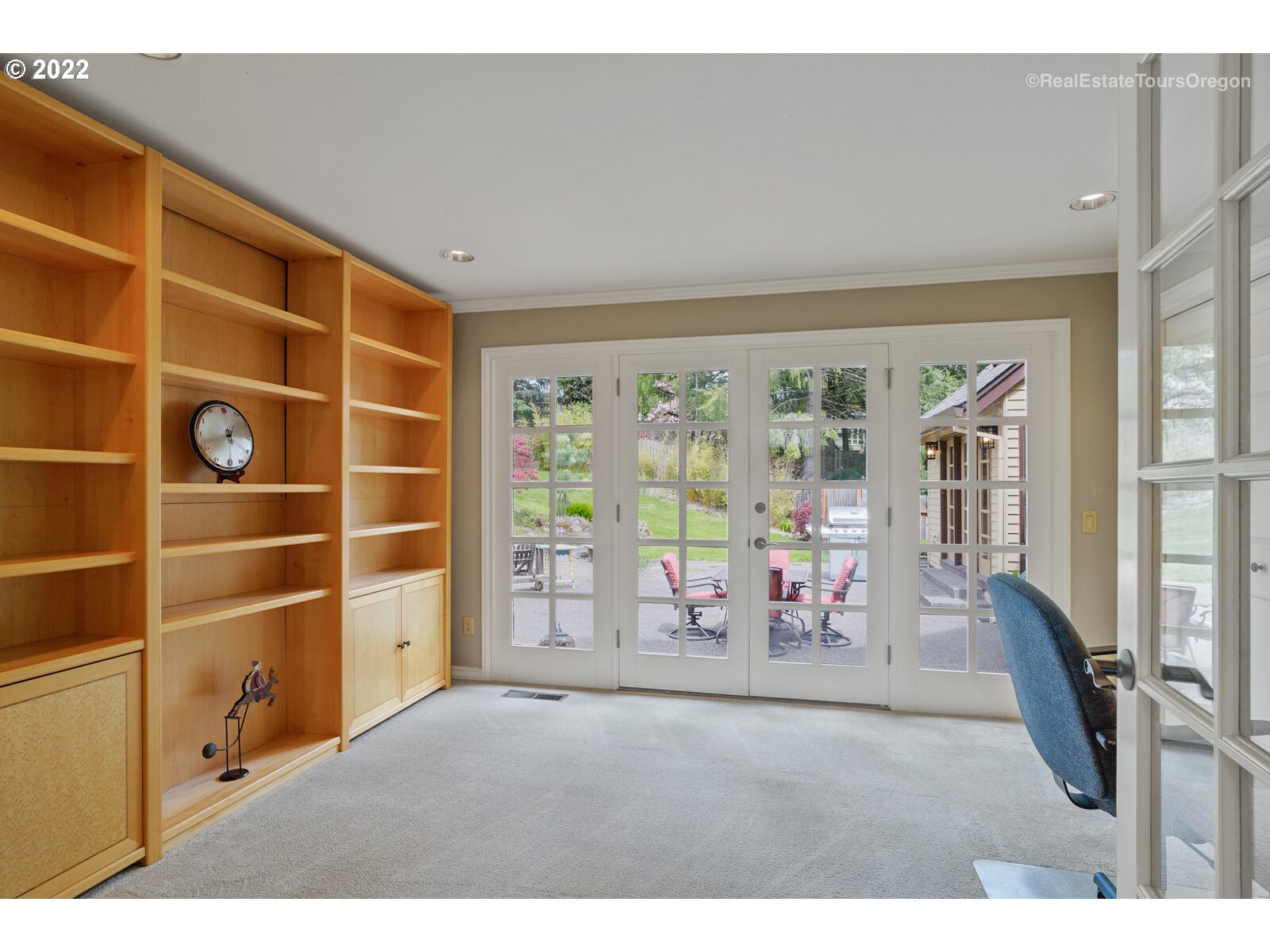 13615 Southwest Tarleton Court Tigard, OR 97224 - Photo 14 of 32 Gallery Image 14