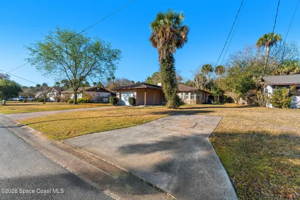 $1,850 | 247 Saldon Lane, Cocoa, FL 32926