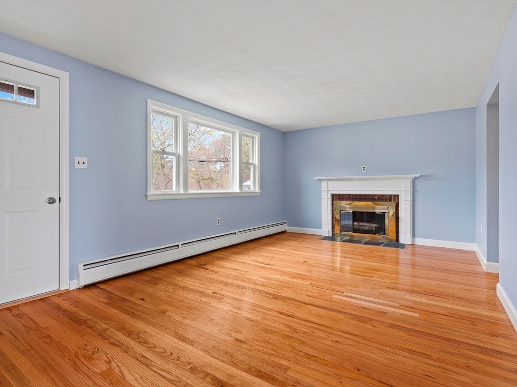 26 Millbrook Road Beverly, MA 01915 - Photo 11 of 42