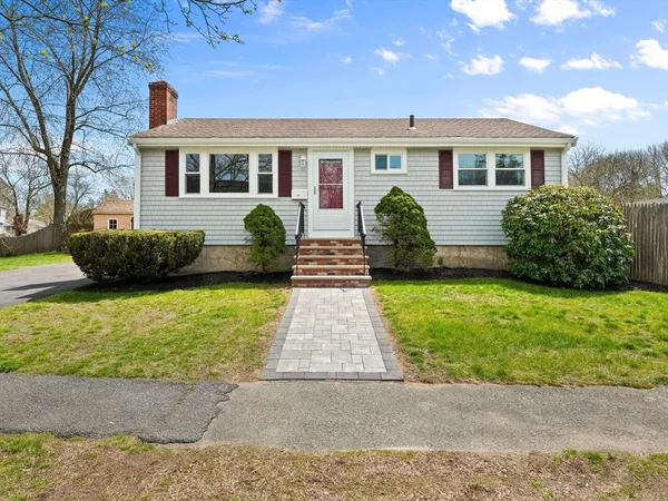 $689,900 | 26 Millbrook Road, Beverly, MA 01915