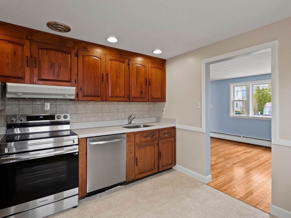 26 Millbrook Road Beverly, MA 01915 - Photo 6 of 42