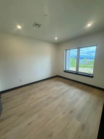 $759,900 | 37 Vantage Point Drive, Unit 3, Laconia, NH 03246