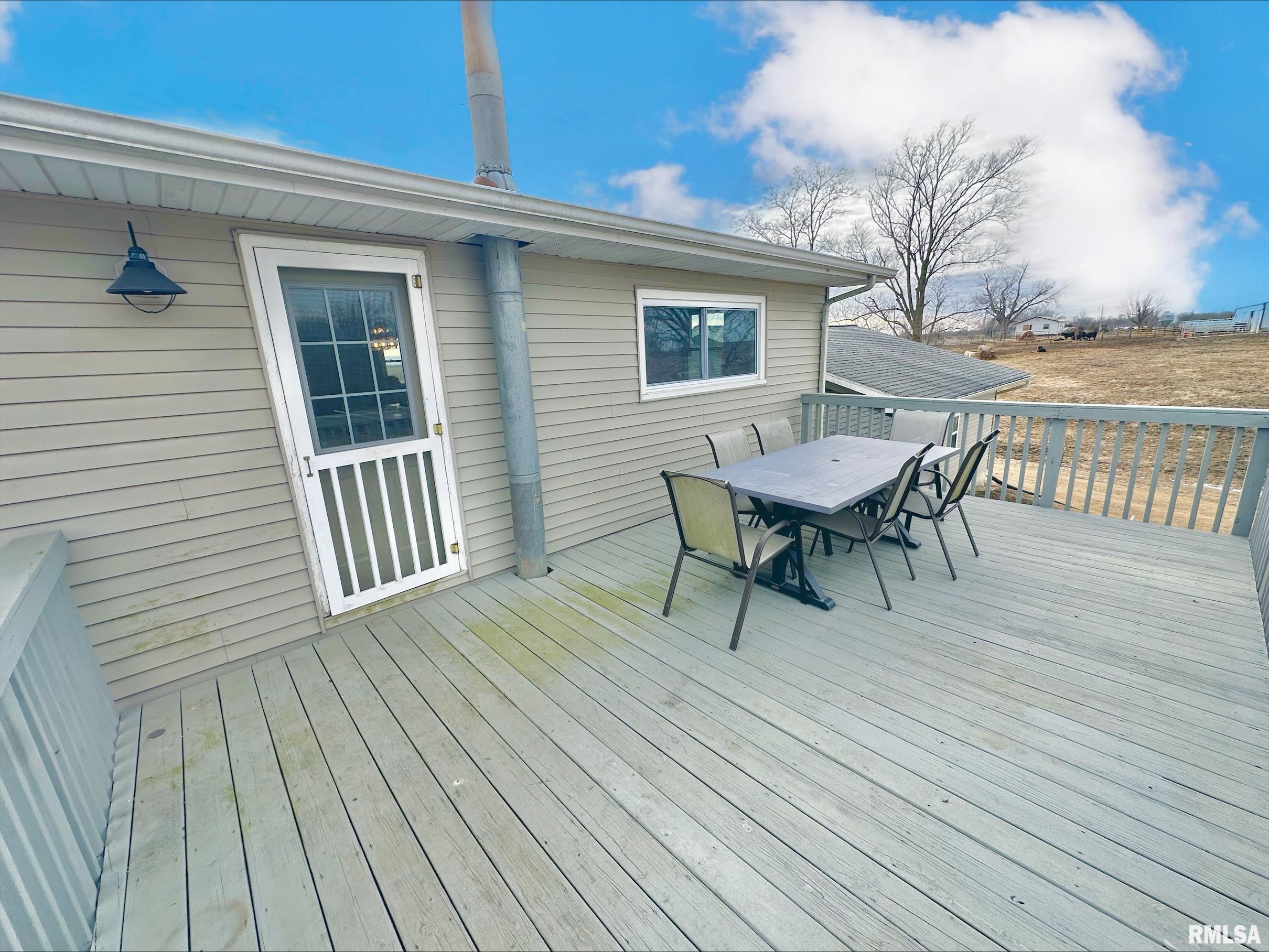 1416 Berwick Road Berwick, IL 61417 - Photo 12 of 34