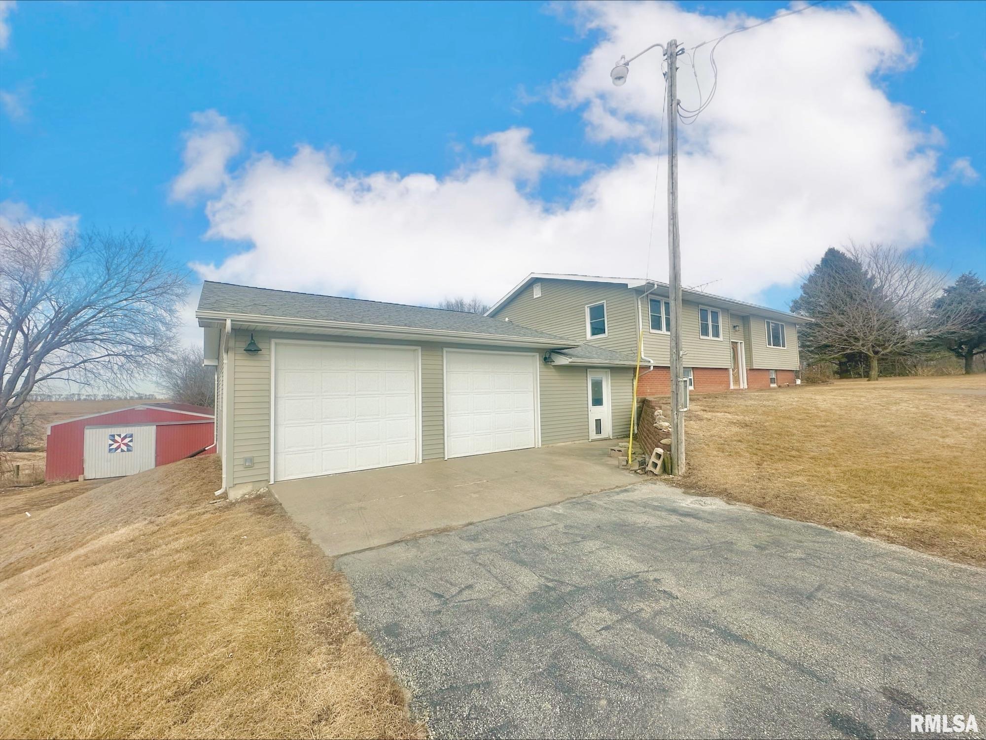 1416 Berwick Road Berwick, IL 61417 - Photo 19 of 34