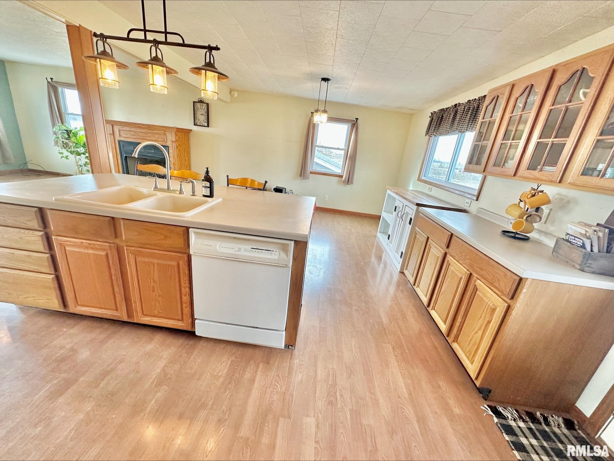 1416 Berwick Road Berwick, IL 61417 - Photo 25 of 34