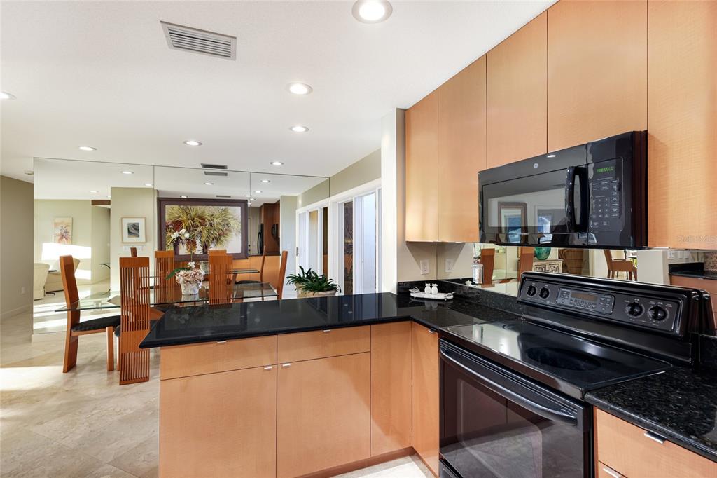 106 49th Street Holmes Beach, FL 34217 - Photo 16 of 88