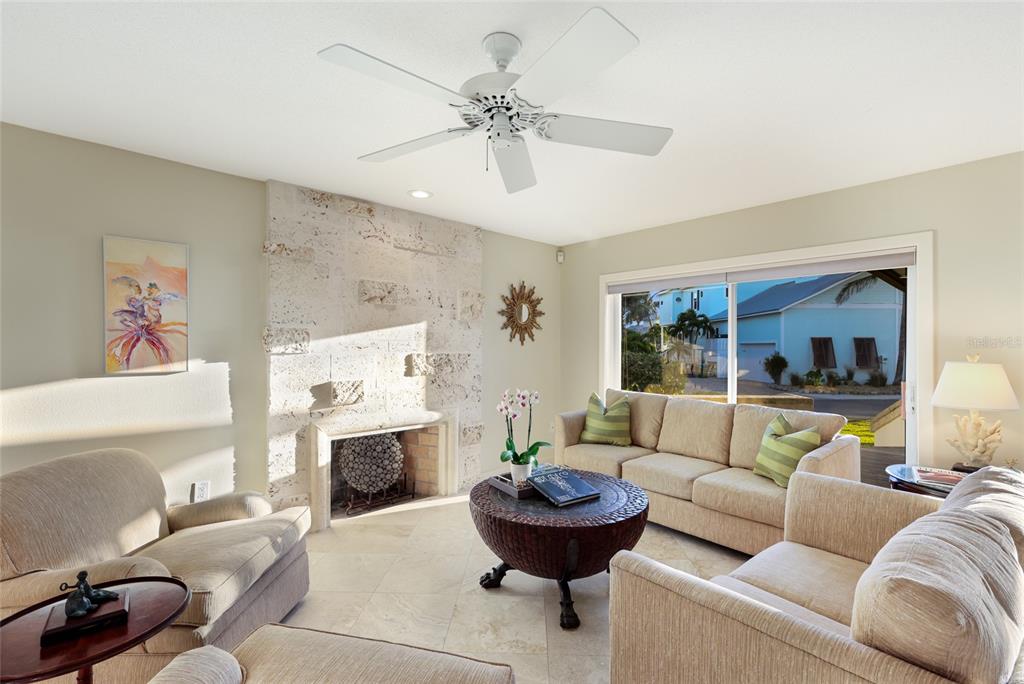 106 49th Street Holmes Beach, FL 34217 - Photo 20 of 88