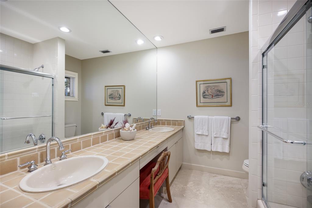 106 49th Street Holmes Beach, FL 34217 - Photo 29 of 88