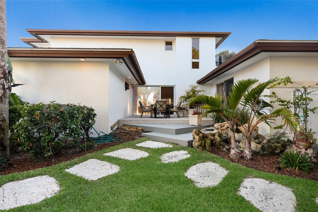 106 49th Street Holmes Beach, FL 34217 - Photo 67 of 88