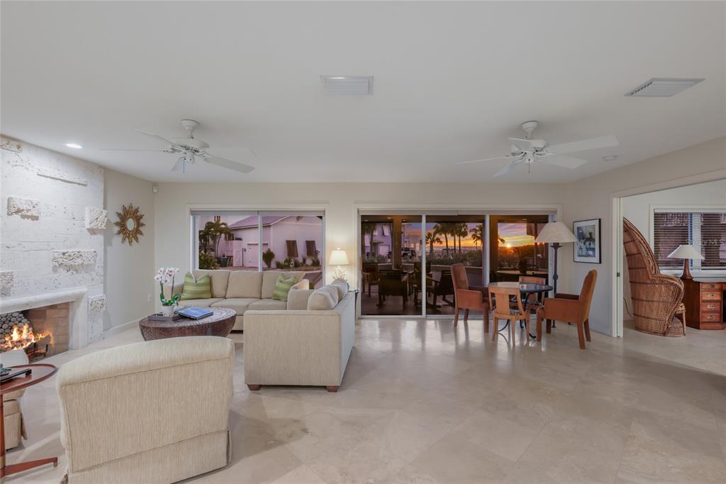 106 49th Street Holmes Beach, FL 34217 - Photo 9 of 88