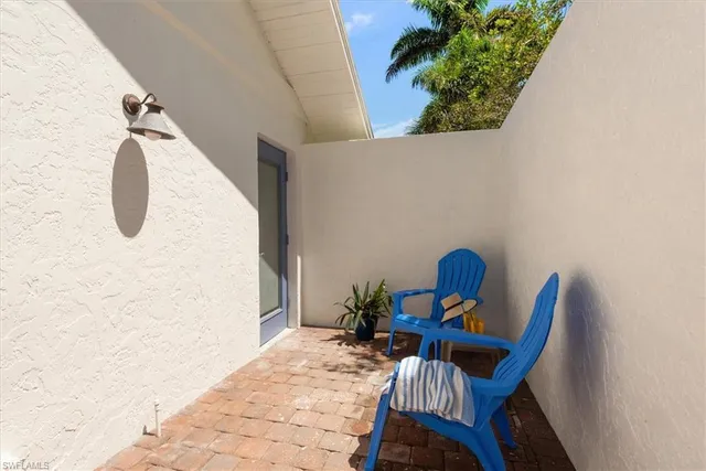 $787,000 | 2252 Royal Lane, Naples, FL 34112