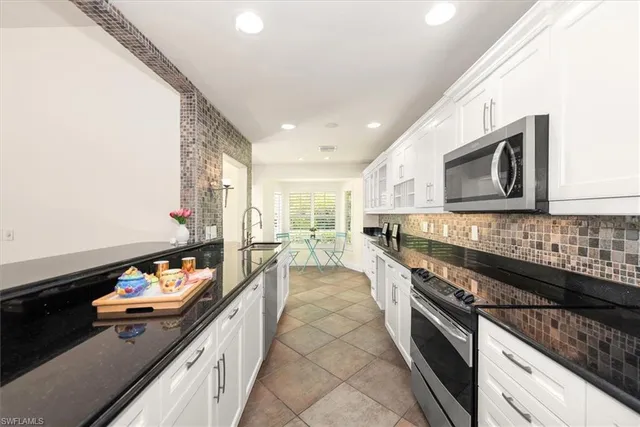 $787,000 | 2252 Royal Lane, Naples, FL 34112