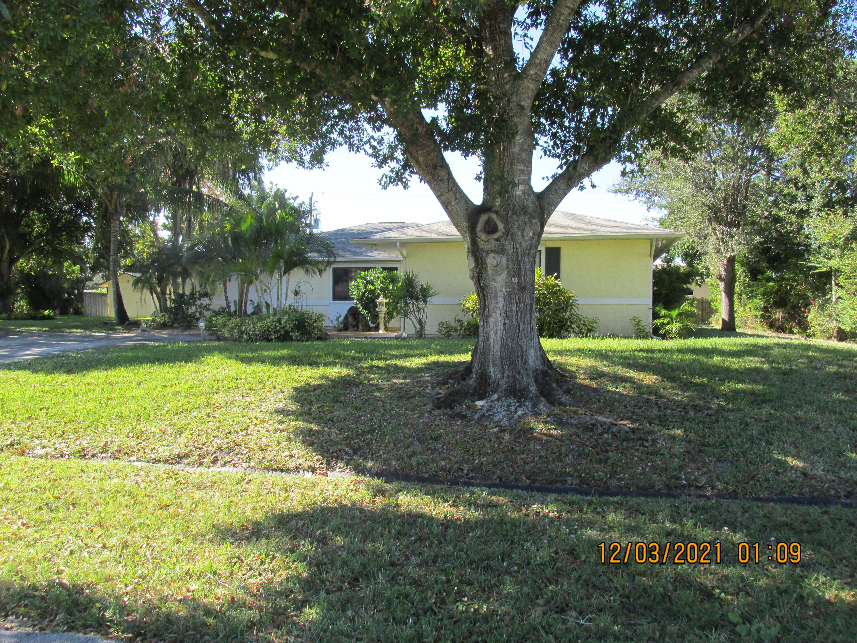 973 Southwest Commonwealth Road Port St. Lucie, FL 34953 - Photo 1 of 1 FRONT VIEW