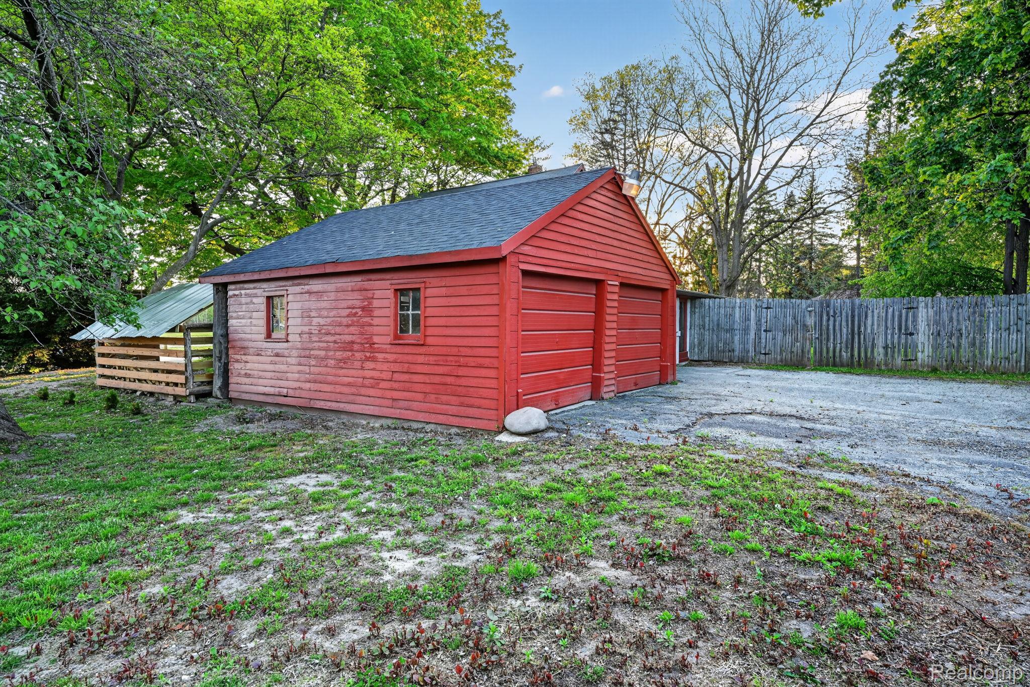 864 Hogsback Road Mason, MI 48854 - Photo 16 of 60 17-web-or-mls-DSC_9294.jpg