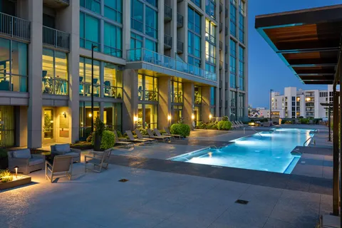 $625,000 | 900 20th Avenue South, Unit 1006, Nashville, TN 37212