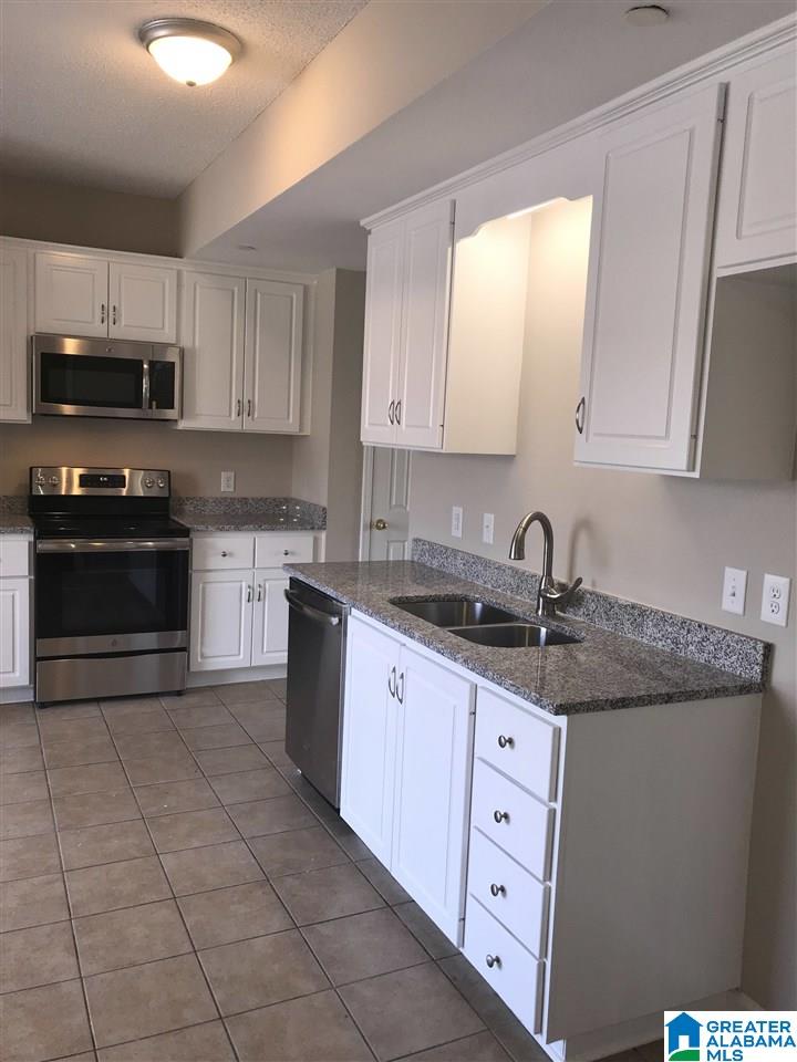 704 3rd Street Northeast Alabaster, AL 35007 - Photo 8 of 29