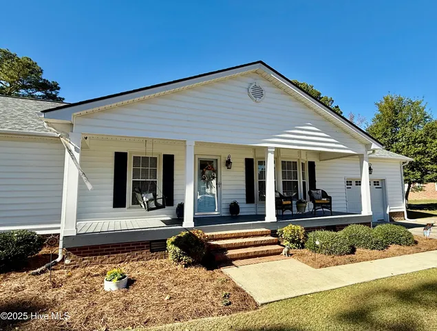 $275,000 | 2254 Primrose Lane, Kinston, NC 28504