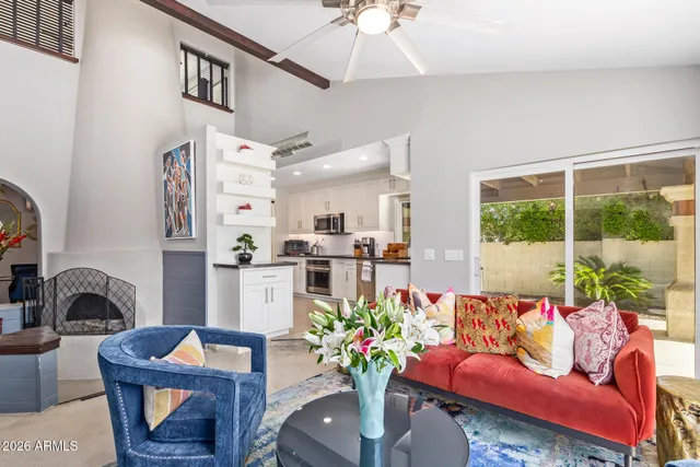 $5,500 | 4655 East Monte Way, Phoenix, AZ 85044