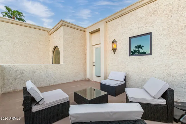 $5,500 | 4655 East Monte Way, Phoenix, AZ 85044