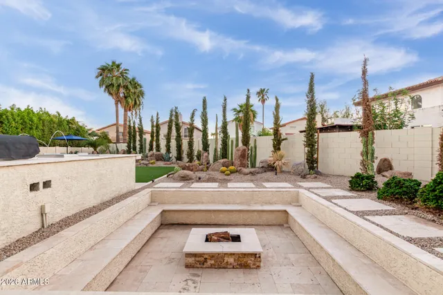 $5,500 | 4655 East Monte Way, Phoenix, AZ 85044