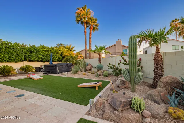 $5,500 | 4655 East Monte Way, Phoenix, AZ 85044