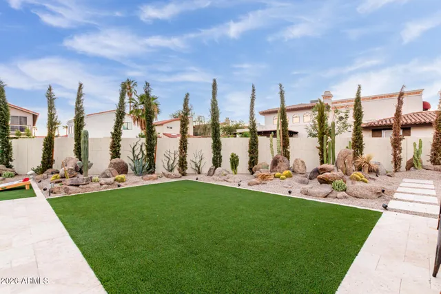 $5,500 | 4655 East Monte Way, Phoenix, AZ 85044