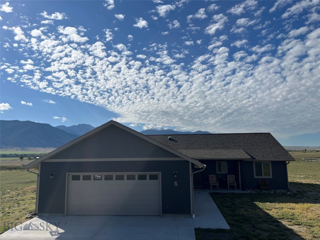 5 Fraker Loop Whitehall, MT 59759 - Photo 1 of 27 Gallery Image 1