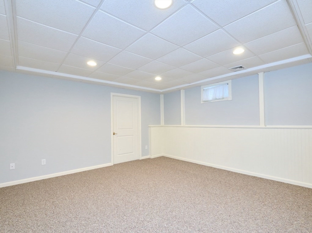 3 Maple Street, Unit 3 Medfield, MA 02052 - Photo 33 of 42