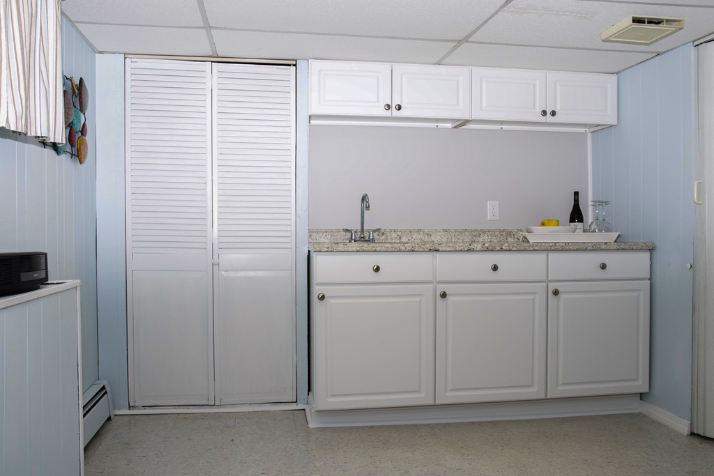 25 Kiely Road Dedham, MA 02026 - Photo 21 of 28 Gallery Image 21