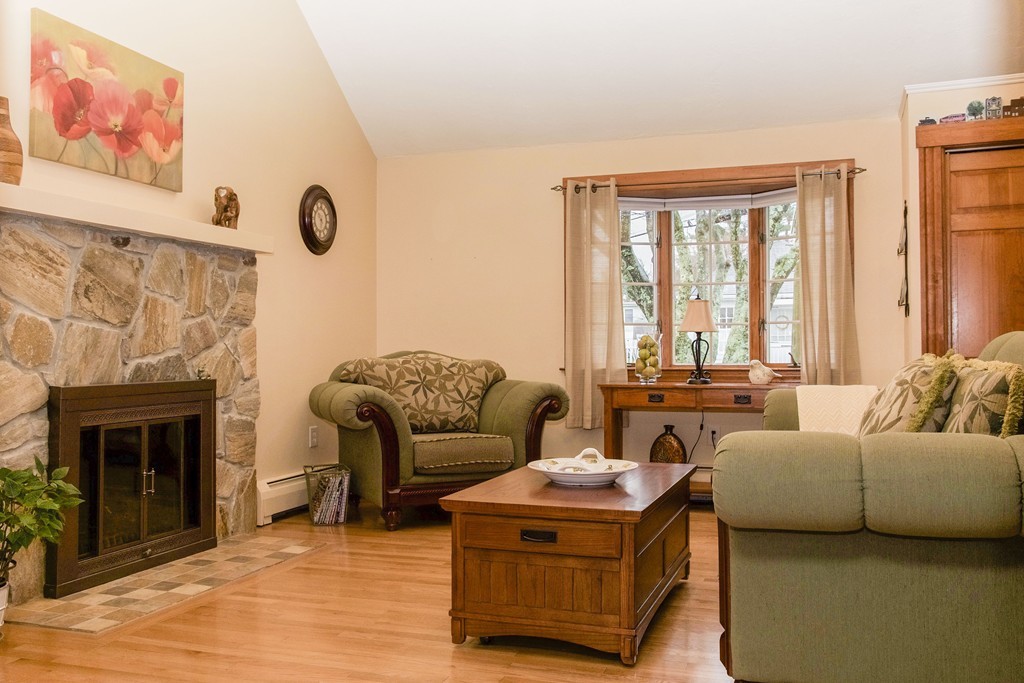 25 Kiely Road Dedham, MA 02026 - Photo 8 of 28 Gallery Image 8