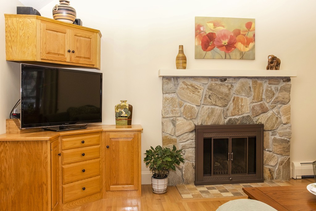25 Kiely Road Dedham, MA 02026 - Photo 10 of 28 Gallery Image 10