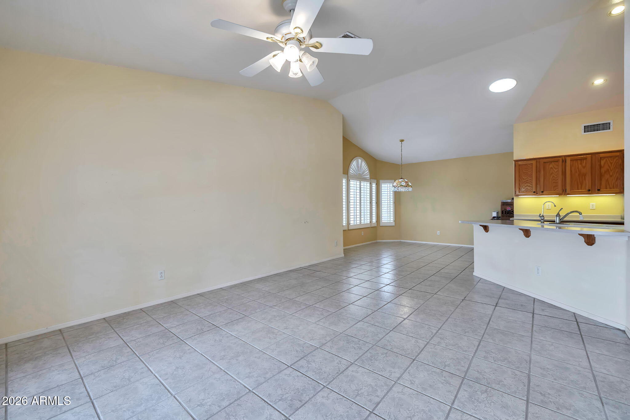 15324 Piccadilly Road Goodyear, AZ 85395 - Photo 8 of 30