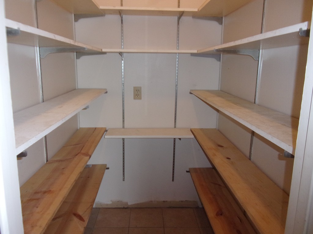 4 Plain Road, Unit A Deerfield, MA 01373 - Photo 13 of 30 Gallery Image 13