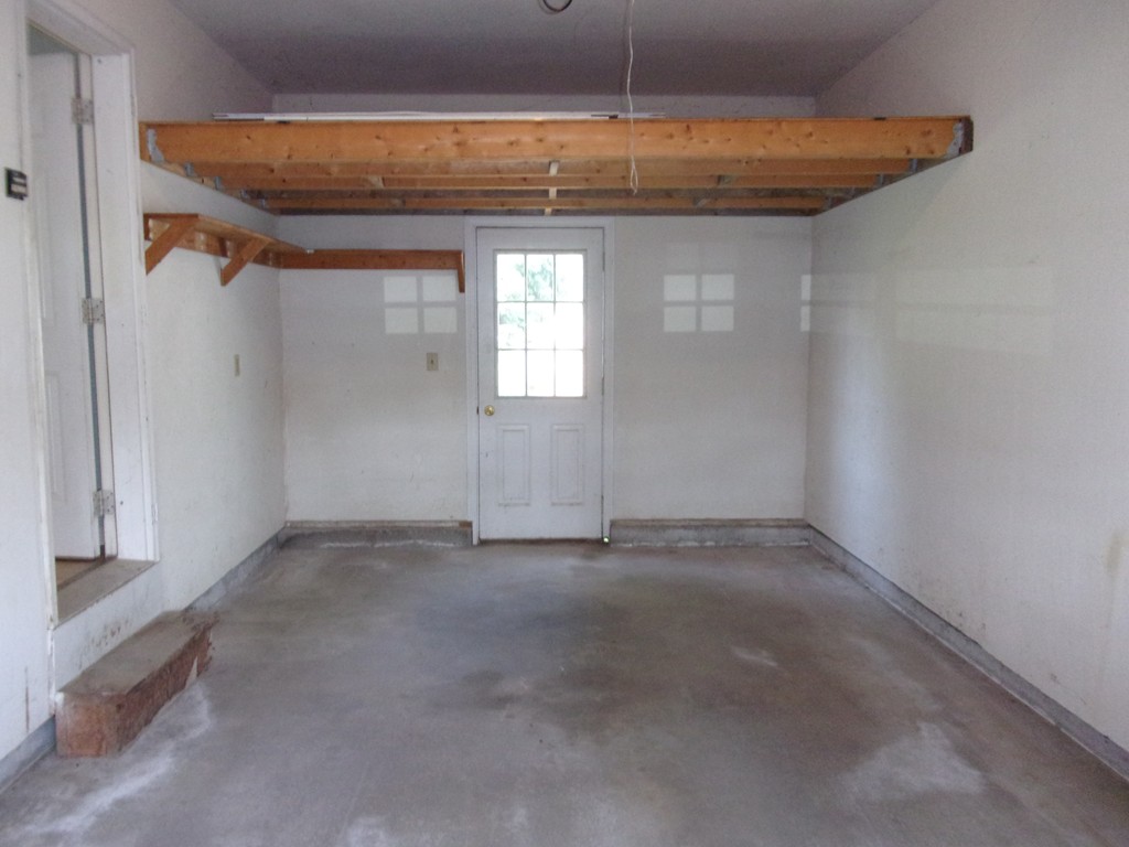 4 Plain Road, Unit A Deerfield, MA 01373 - Photo 16 of 30 Gallery Image 16