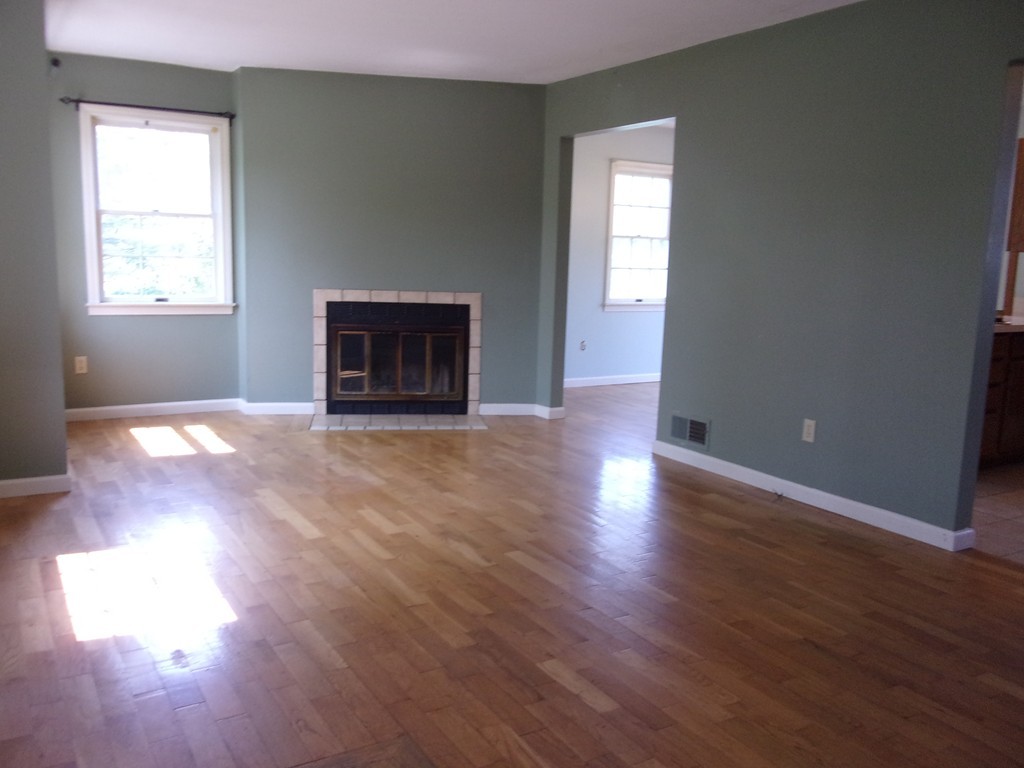4 Plain Road, Unit A Deerfield, MA 01373 - Photo 7 of 30 Gallery Image 7