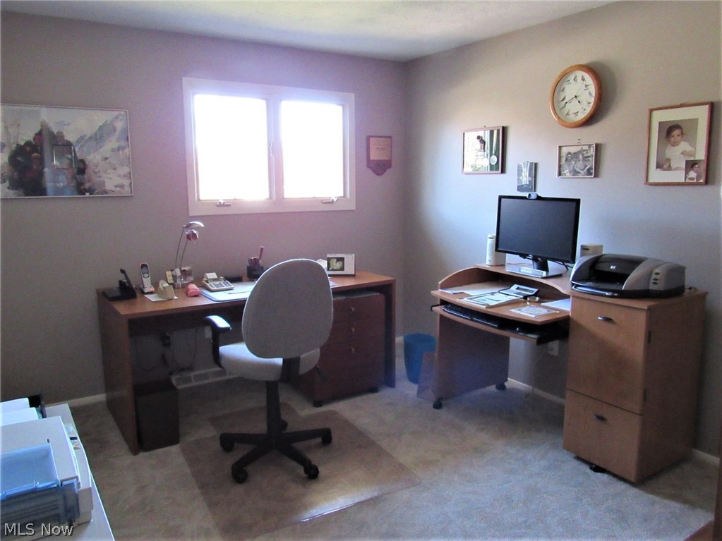 35400 Bainbridge Road Solon, OH 44139 - Photo 17 of 29 Gallery Image 17