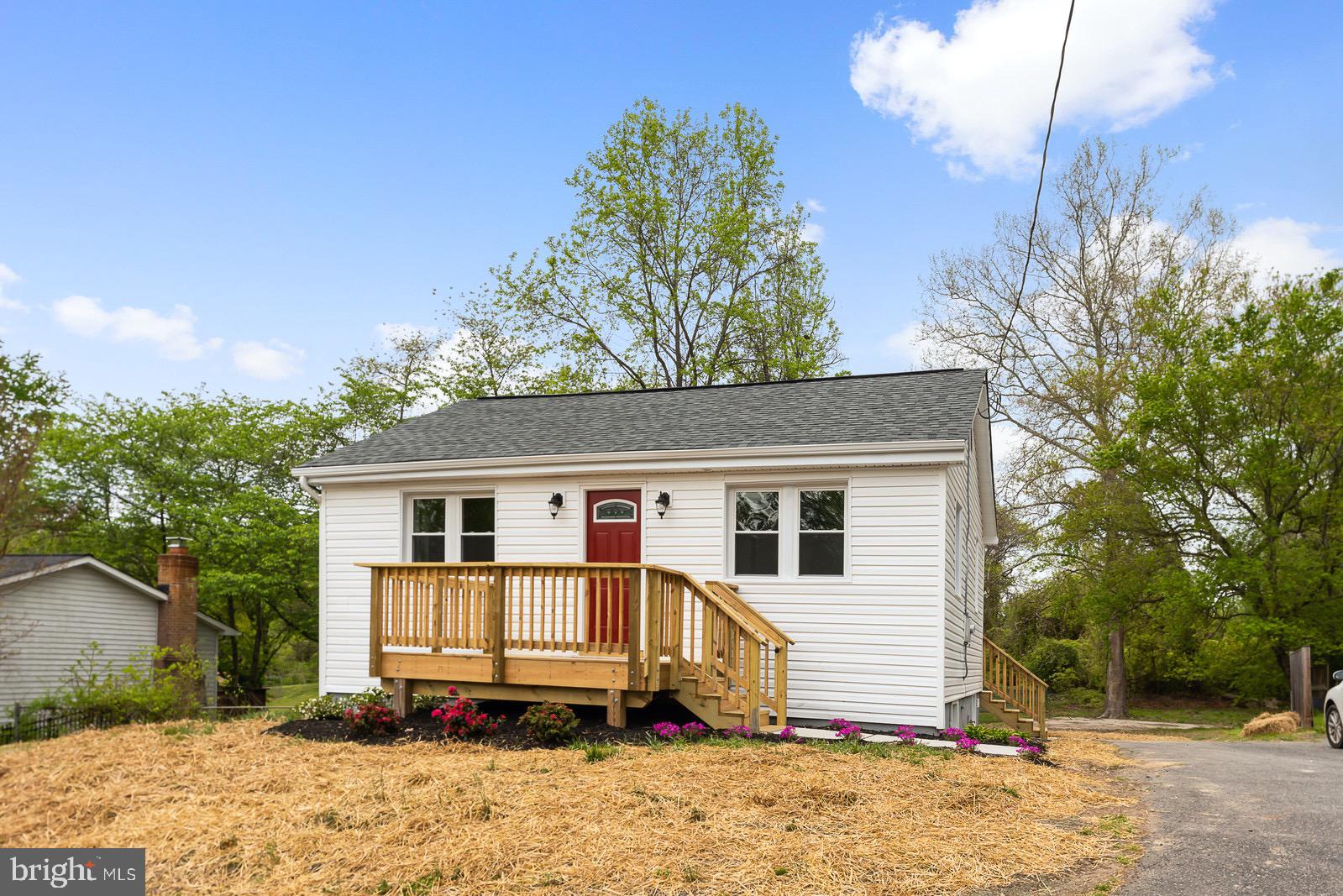 19050 Bethlehem Church Road Triangle, VA 22172 - Photo 4 of 26 Gallery Image 4