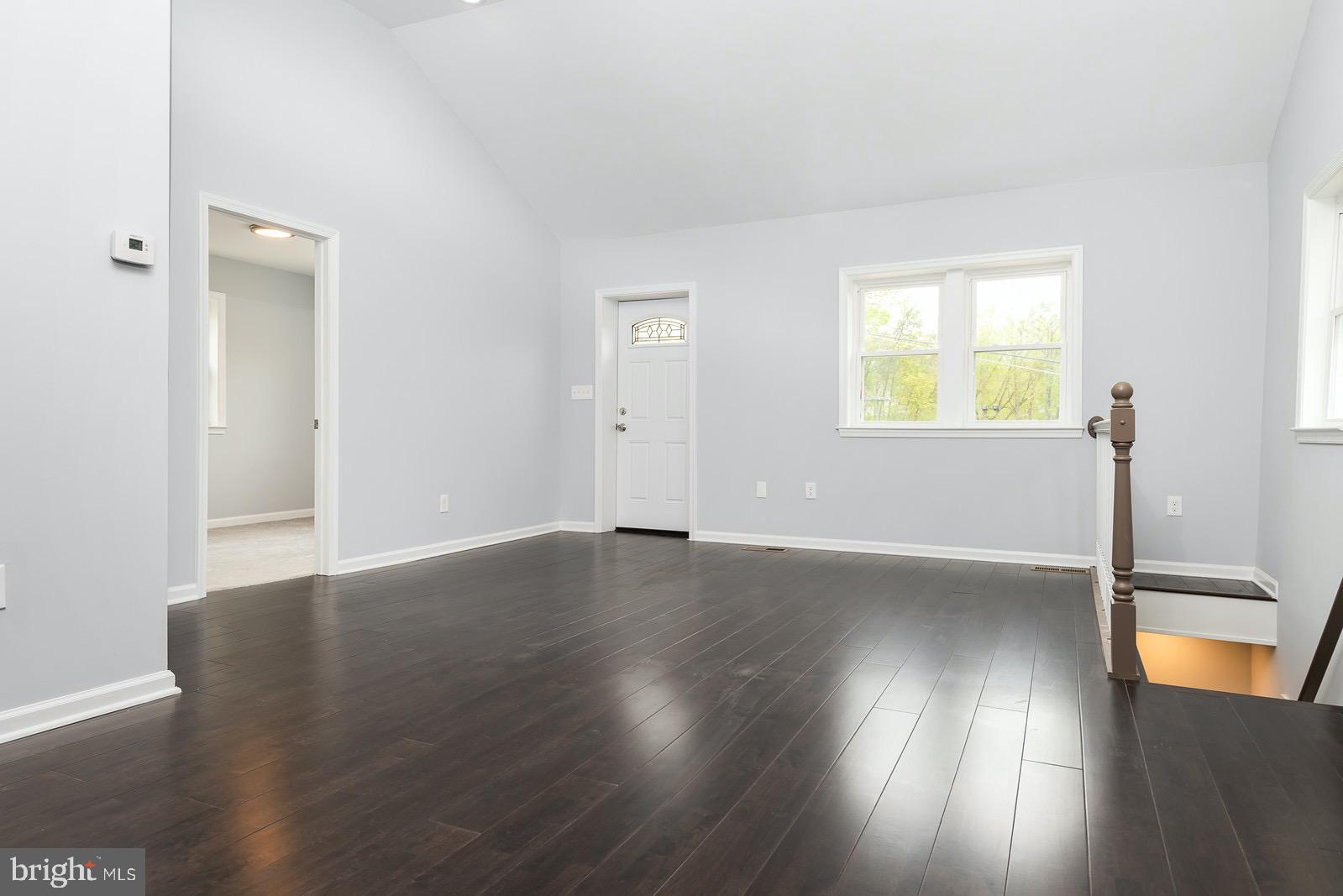 19050 Bethlehem Church Road Triangle, VA 22172 - Photo 9 of 26 Gallery Image 9