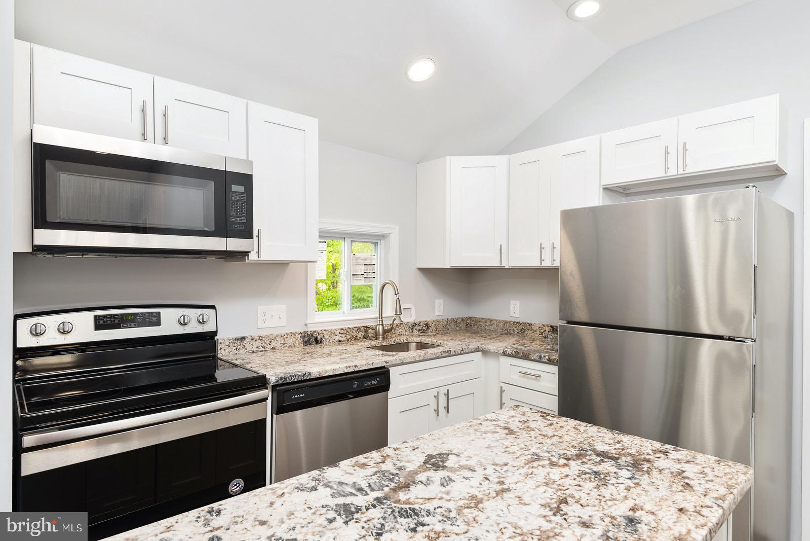 19050 Bethlehem Church Road Triangle, VA 22172 - Photo 10 of 26 Gallery Image 10