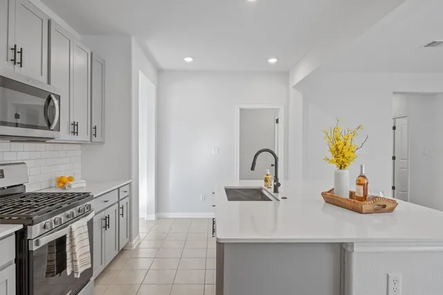 $369,000 | 120 Northview Lane, Georgetown, TX 78628