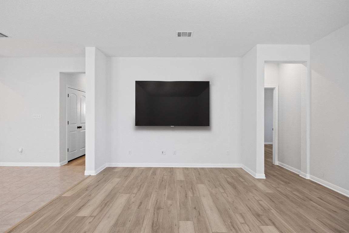 120 Northview Lane Georgetown, TX 78628 - Photo 14 of 33