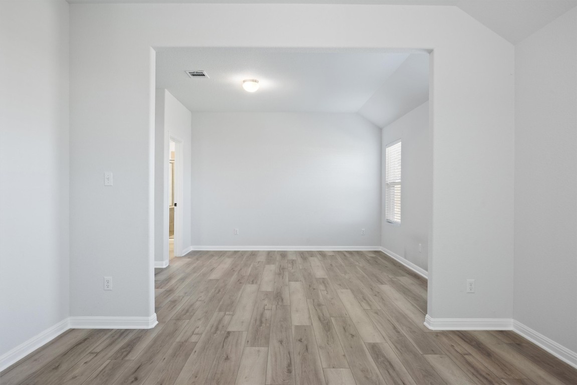 120 Northview Lane Georgetown, TX 78628 - Photo 18 of 33